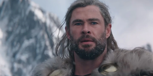 Chris Hemsworth admite problemas em Thor 4 e fala sobre sua performance.