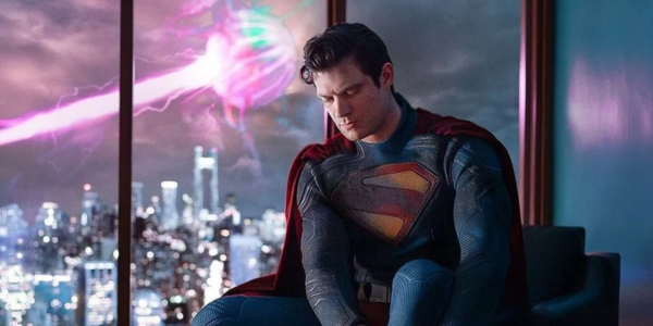 James Gunn confirma Krypto no novo filme Superman, destacando novidades do universo DC nos cinemas.