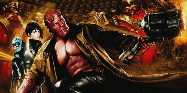 Guillermo del Toro destaca Hellboy II como marco dos efeitos práticos no cinema, celebrando maquiagem e animatrônicos únicos.